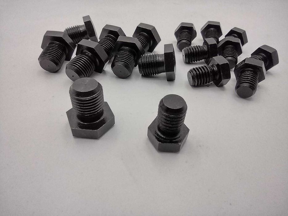 Śruba M10, M12 do mocowania noży w wale grubościówki, wyrówniarki