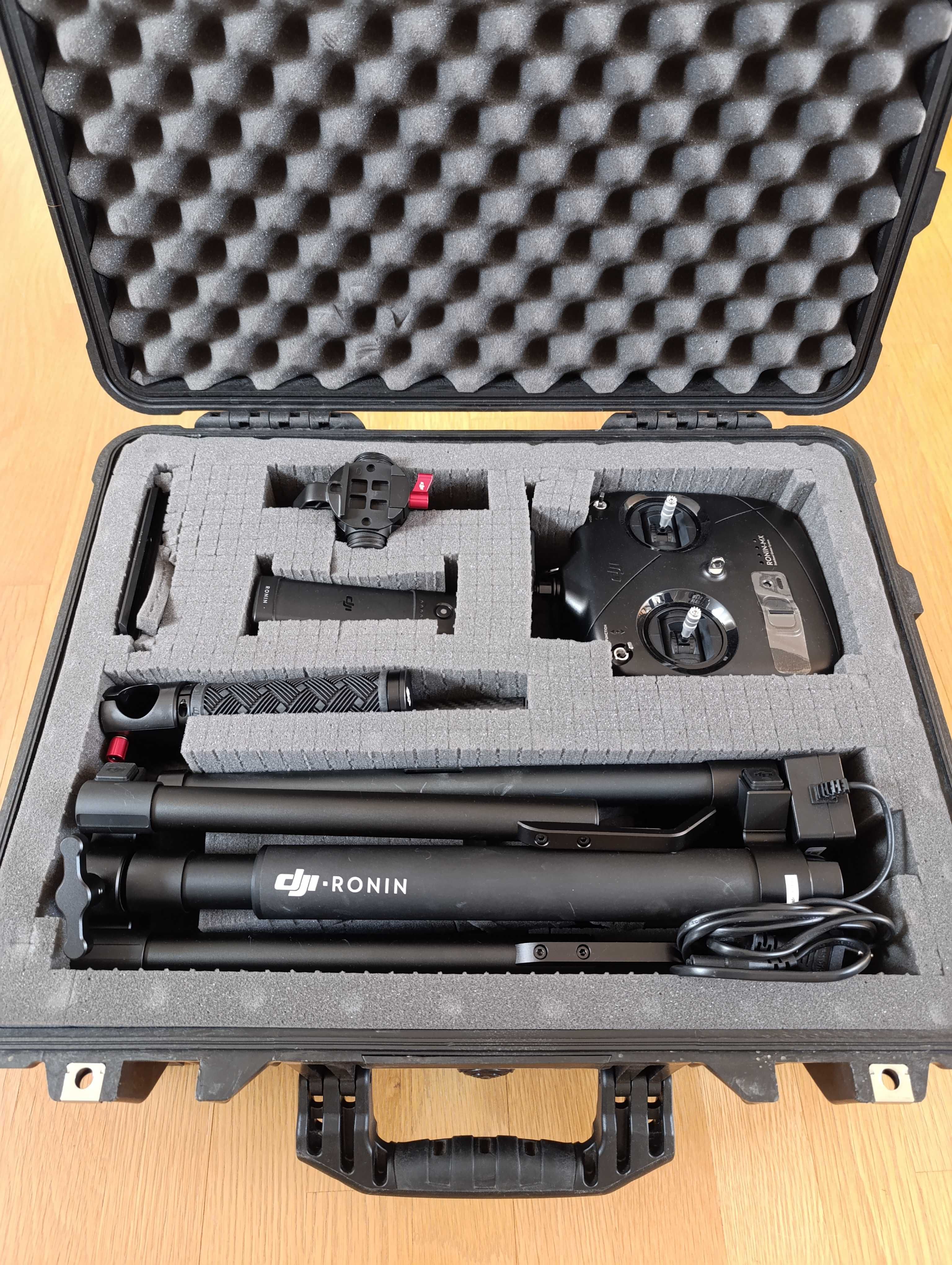 Gimbal DJI Ronin MX. Nova com oferta de caixa Peli