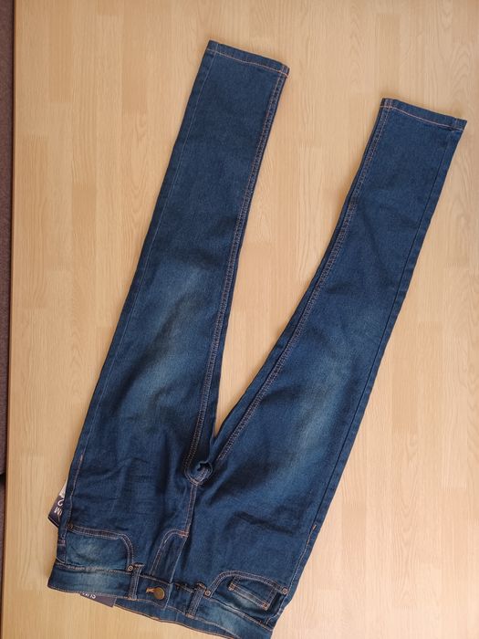 Spodnie jeansowe slim 152