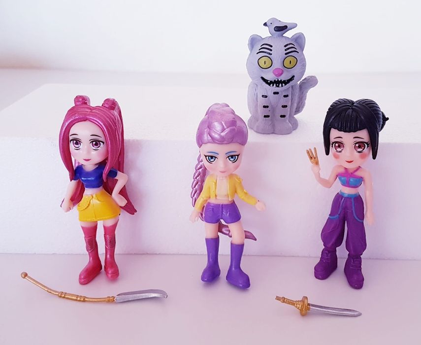 Conjunto 4 pcs k-pop demons (Portes Incluidos)