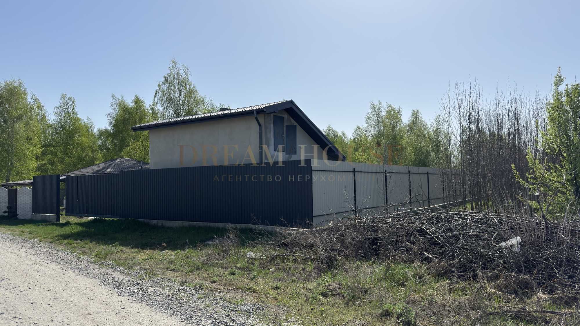 Продаж будинку (дача) на 10 сотках у с. Дмитрівка під Києвом