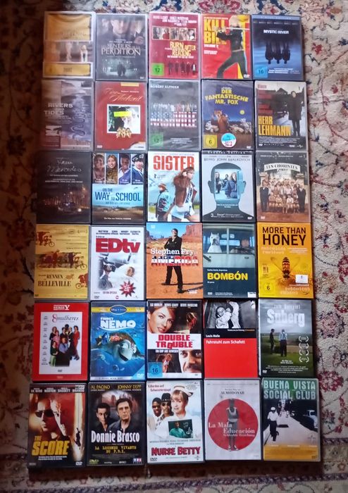 ---» Lote de 60 DVDs «---