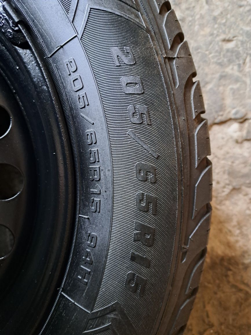 Резина 205/65 R15