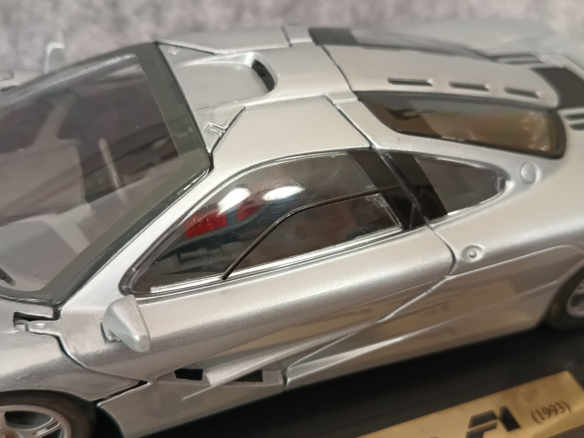 1:18 McLaren F1 Maisto