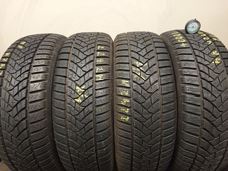 205/60R16 Dunlop WinterSport 5
