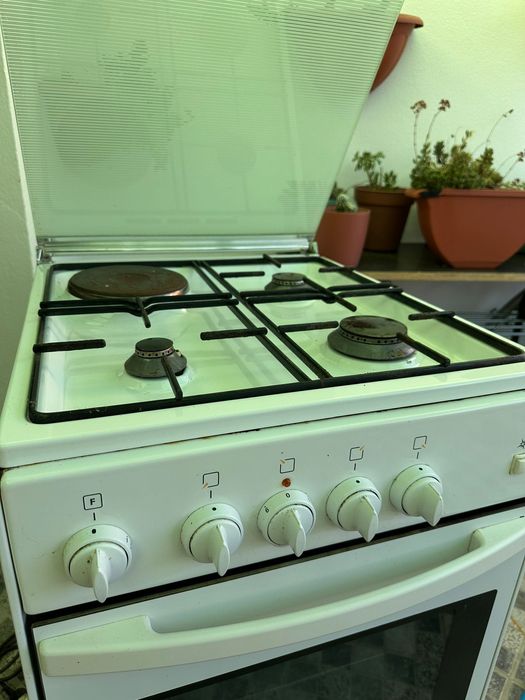 Fogão a Gás e Elétrico USADO