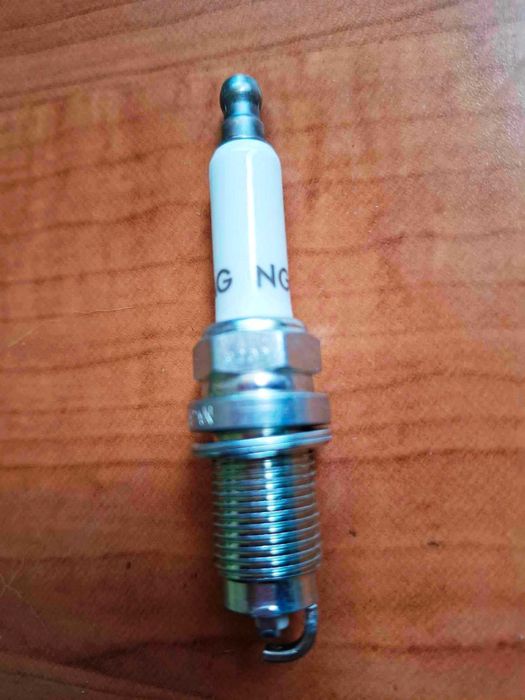 101905620 VAG свечи  зажигания