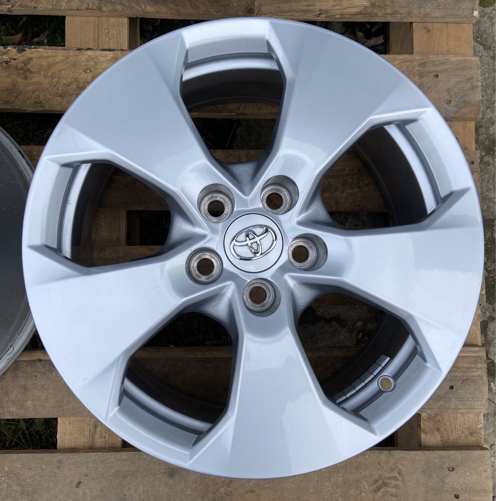 Диски R17 5x114.3 Toyota RAV4 XA50 Lexus