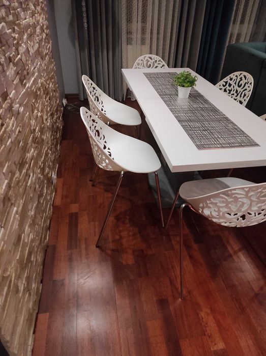 Krzesło ażurowe do kuchni-salonu