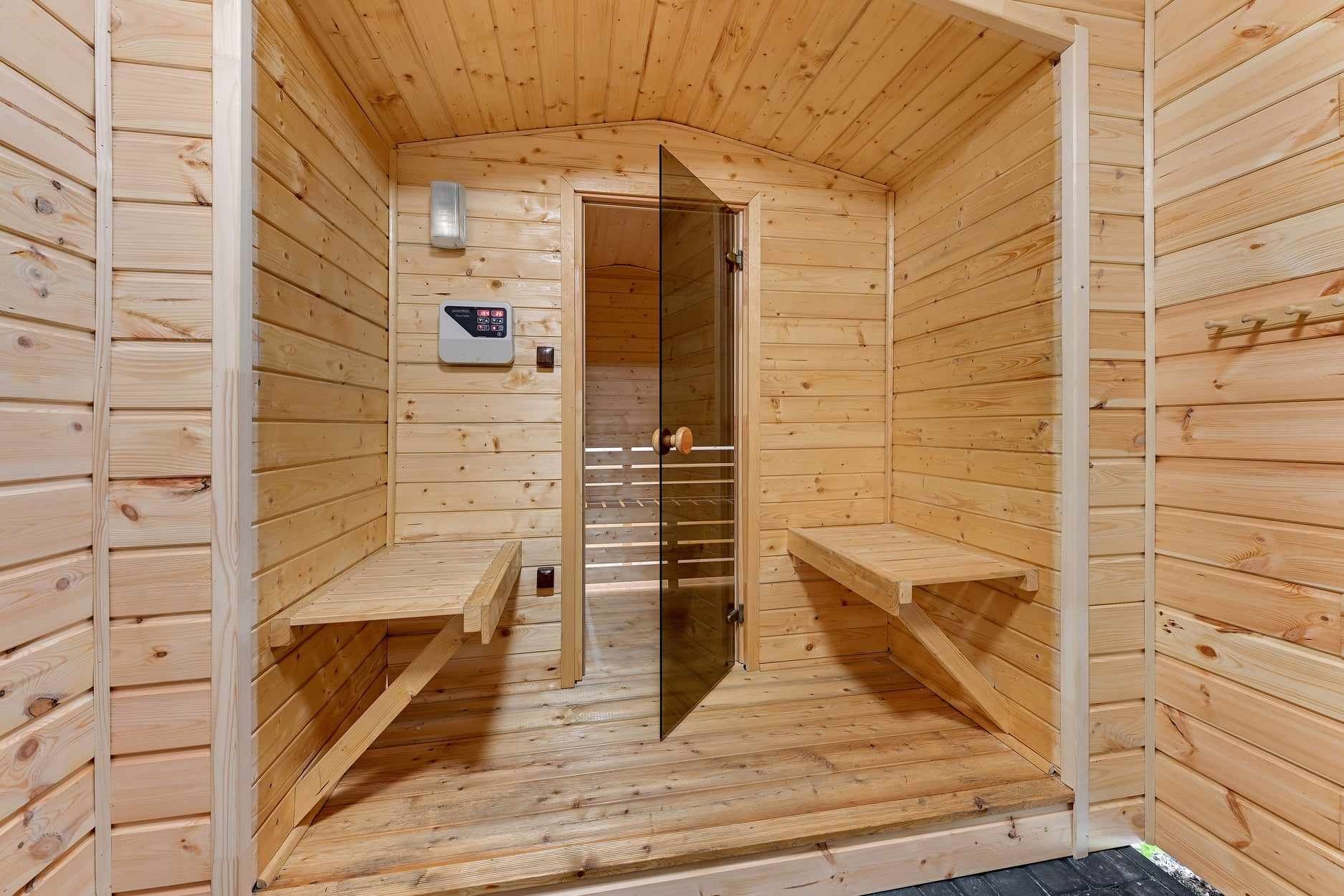 Domki,pokoje nad morzem Karwia,sauna,jacuzzi