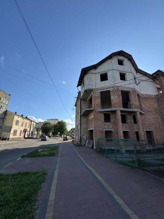 Продається нерухомість