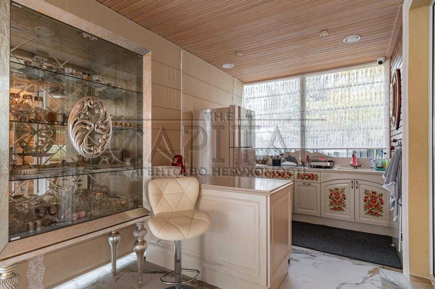 Продажа дома, с. Козин, КГ Green Wood Club, Обуховский р-н
