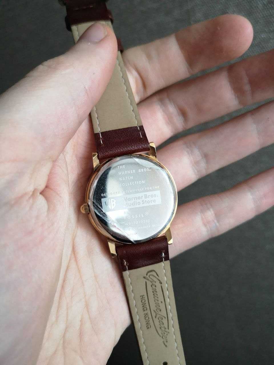 Годинник fossil warner bros