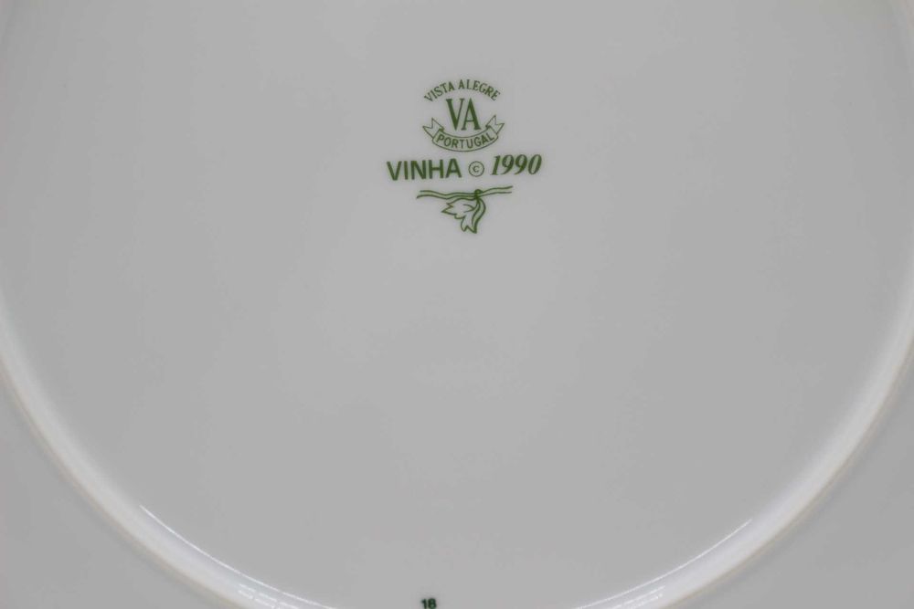 Prato Raso Coleção VINHA 1990 Vista Alegre 25,5 cm