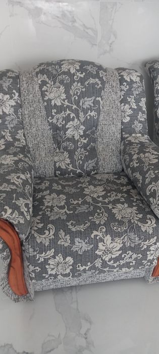 Крісла   Б /  У  .