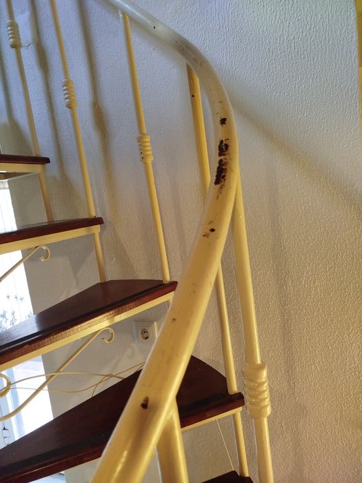 Escada em caracol de ferro -Negociavel