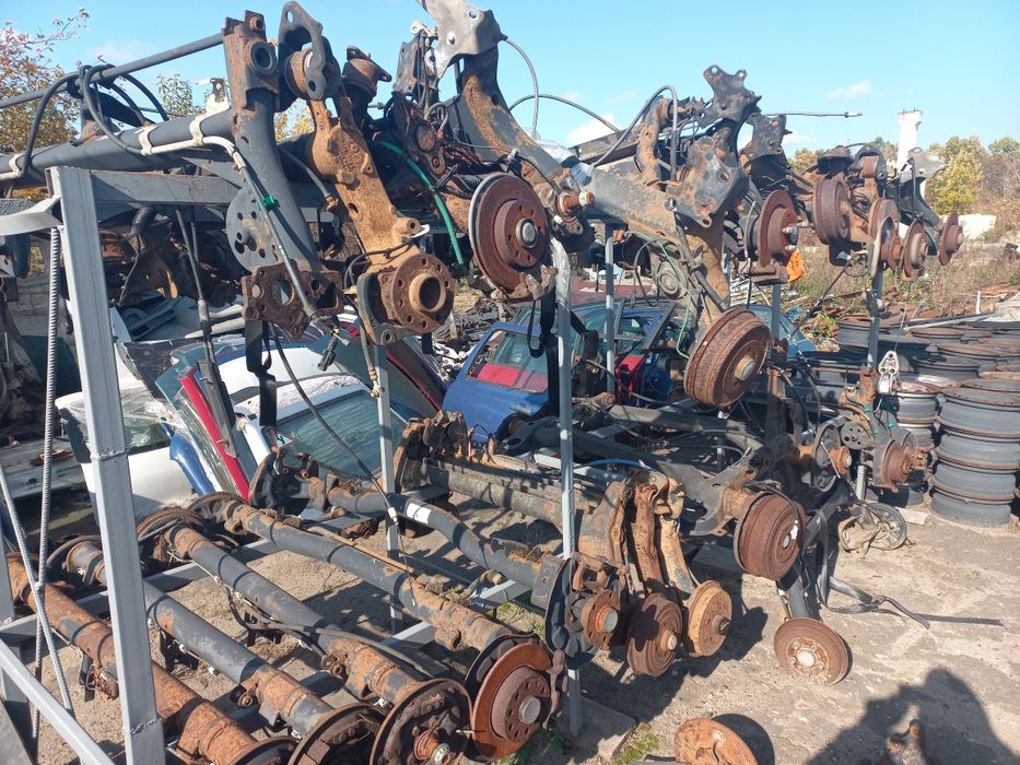 Задня балка до Dacia logan1 покоління сандеро