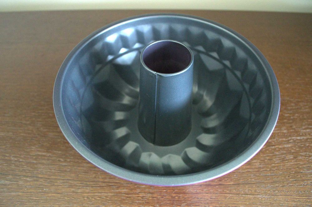 Forma do babki średnica 21 cm blaszana  Nowa