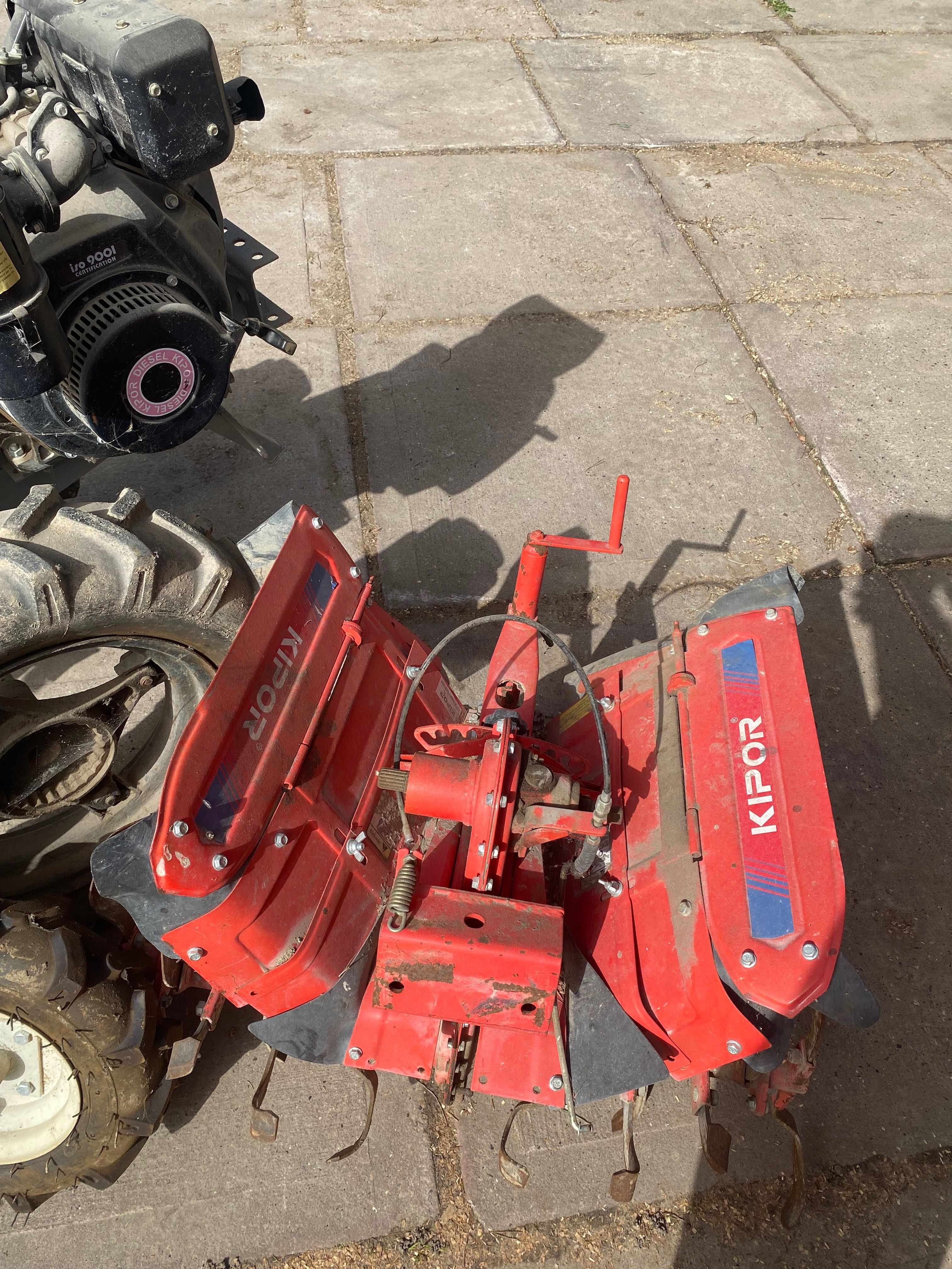 Glebogryzarka ogrodowa Pezal KDE910E