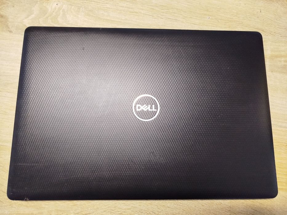 Ноутбук Dell 3582 inspiron P75F