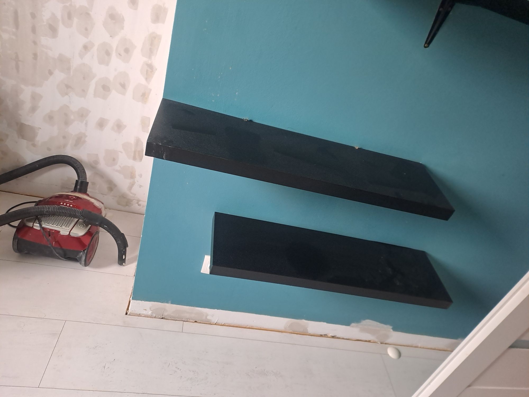 Odam troche paneli lamele i 3 półki