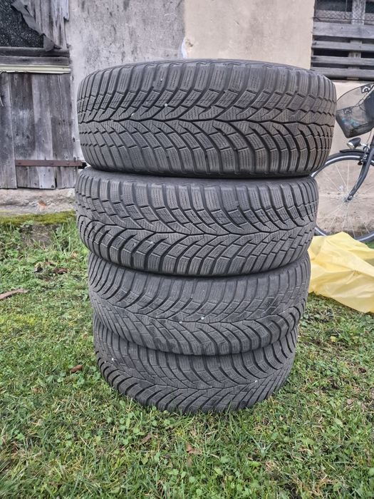 Opony  zimowe 205/55 R16