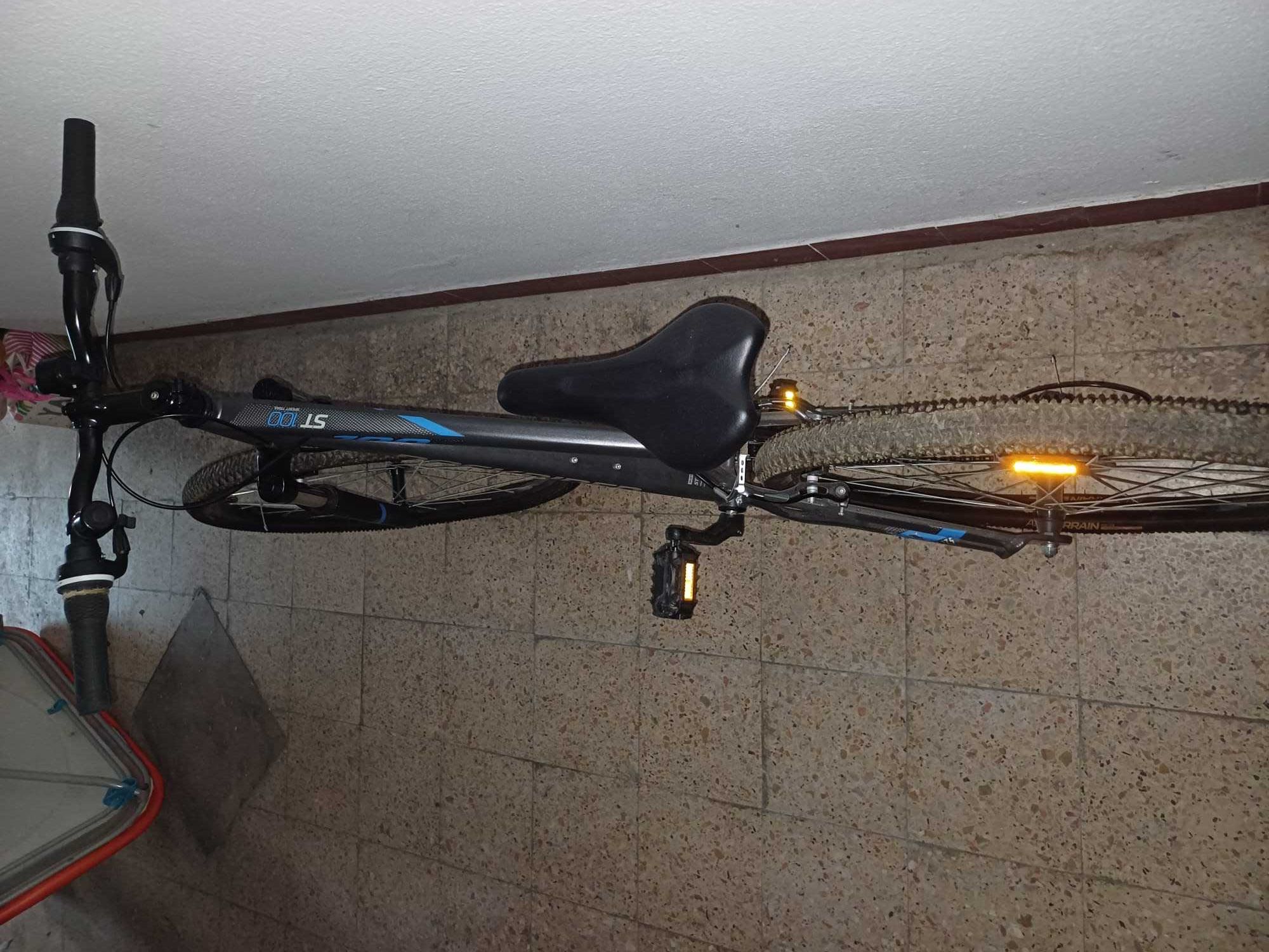 Bicicleta BTT ST 100 - Rockrider