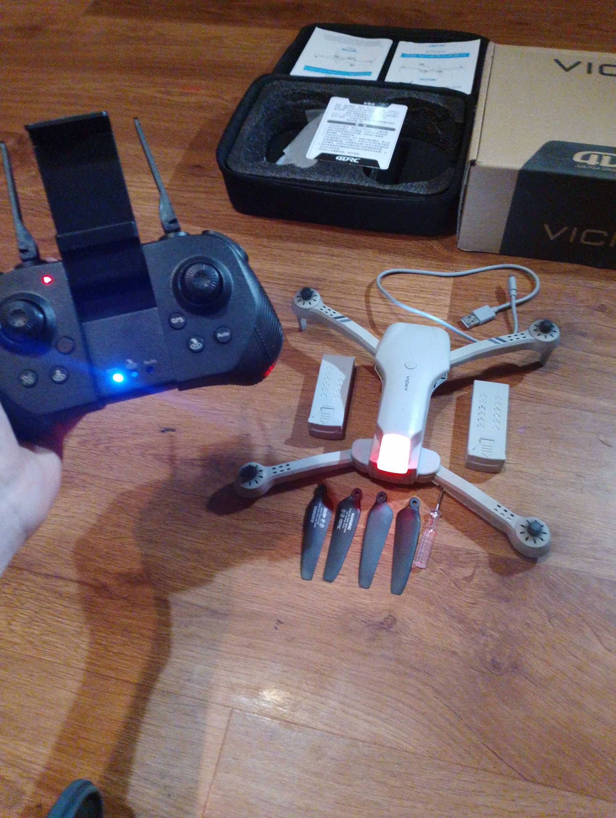 Dron z Kamerą dla rozrywki