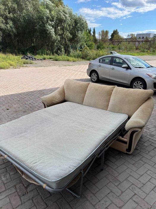 Спальный раскладной диван