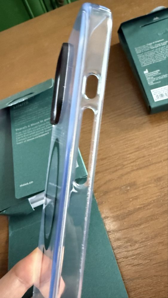 Etui Mous przezroczyste z magsafe do iPhone 16 pro max.