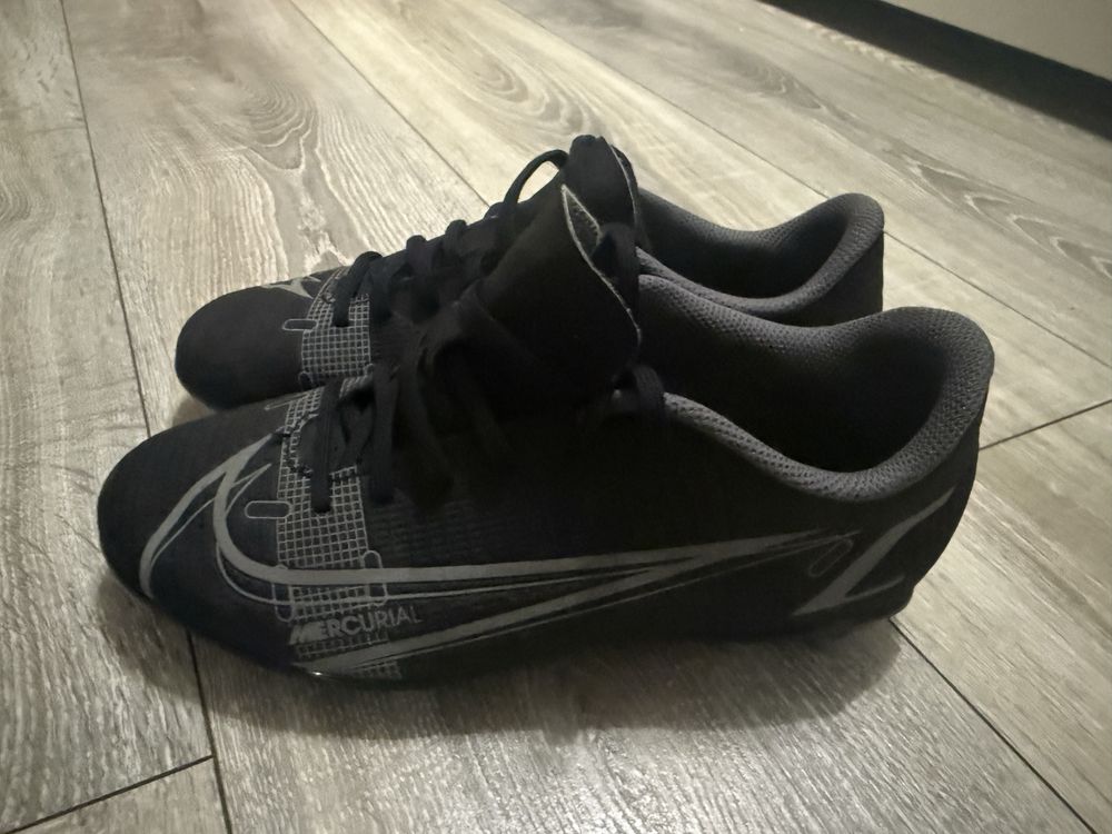 Chuteiras nike mercurial n36