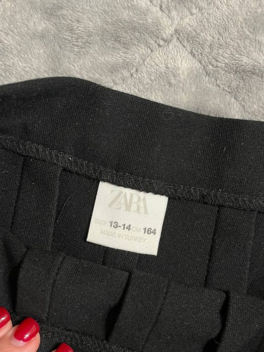 Продам спідниця ZARA.