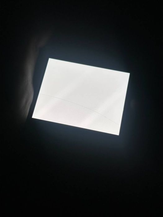 Продам айфон 15 про 128гб  дефек один только на последнеей фотке