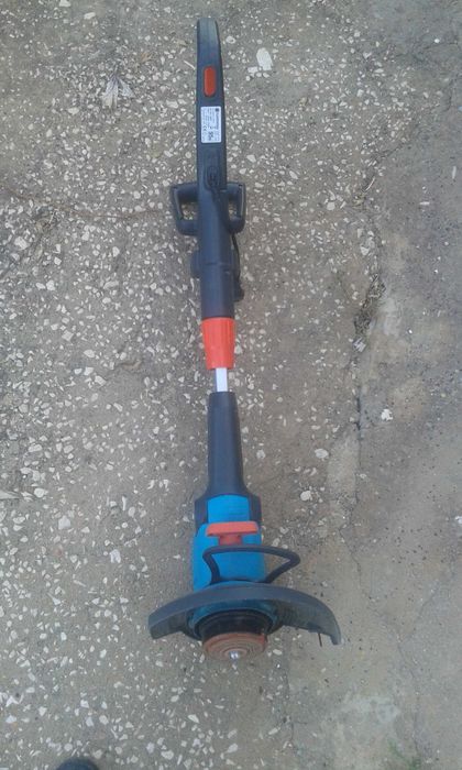 Vendo aparador eléctrico Gardena Easy Cut 400/25