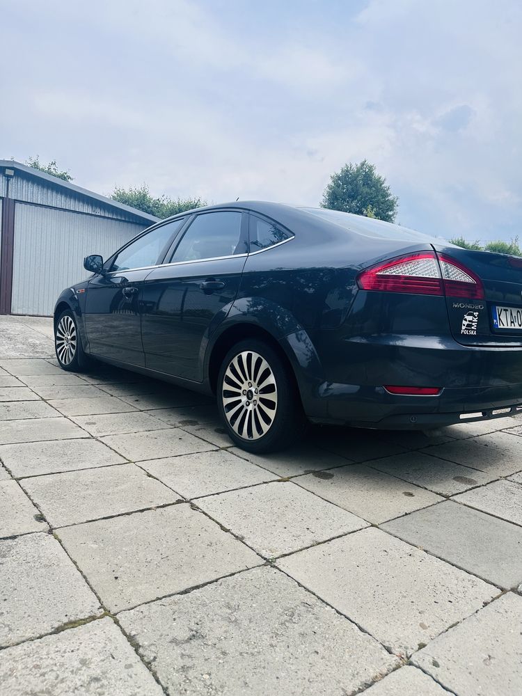 Ford mondeo mk4 titanium