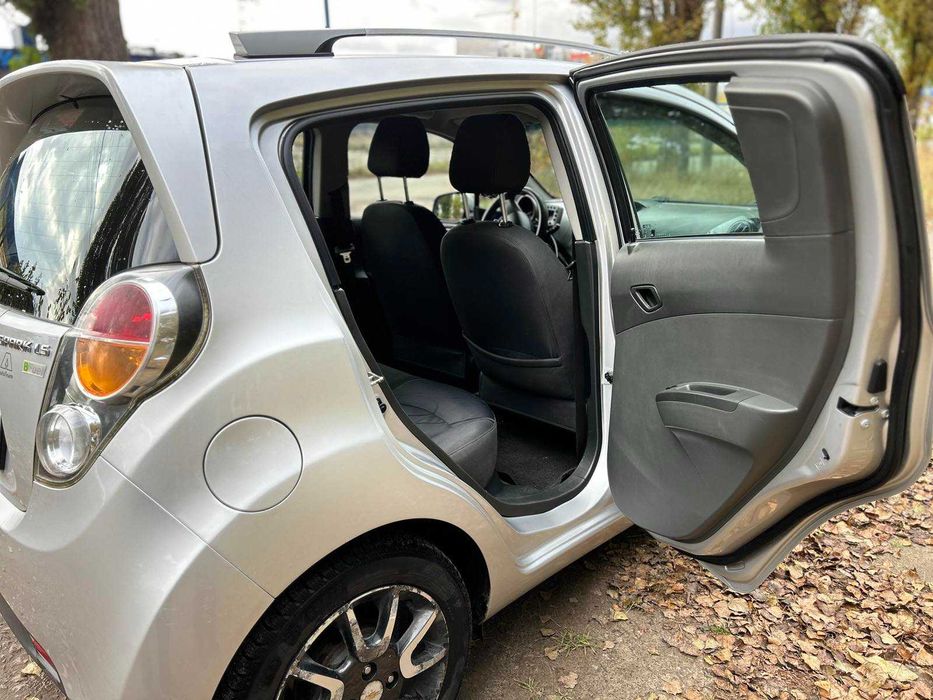 Продам Chevrolet Spark
