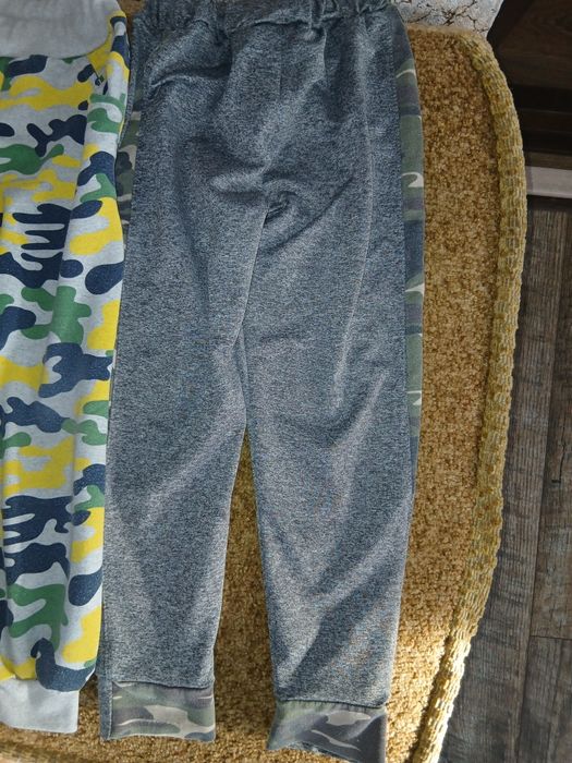 Спортивні штани на хлопчика, довжина 67 см