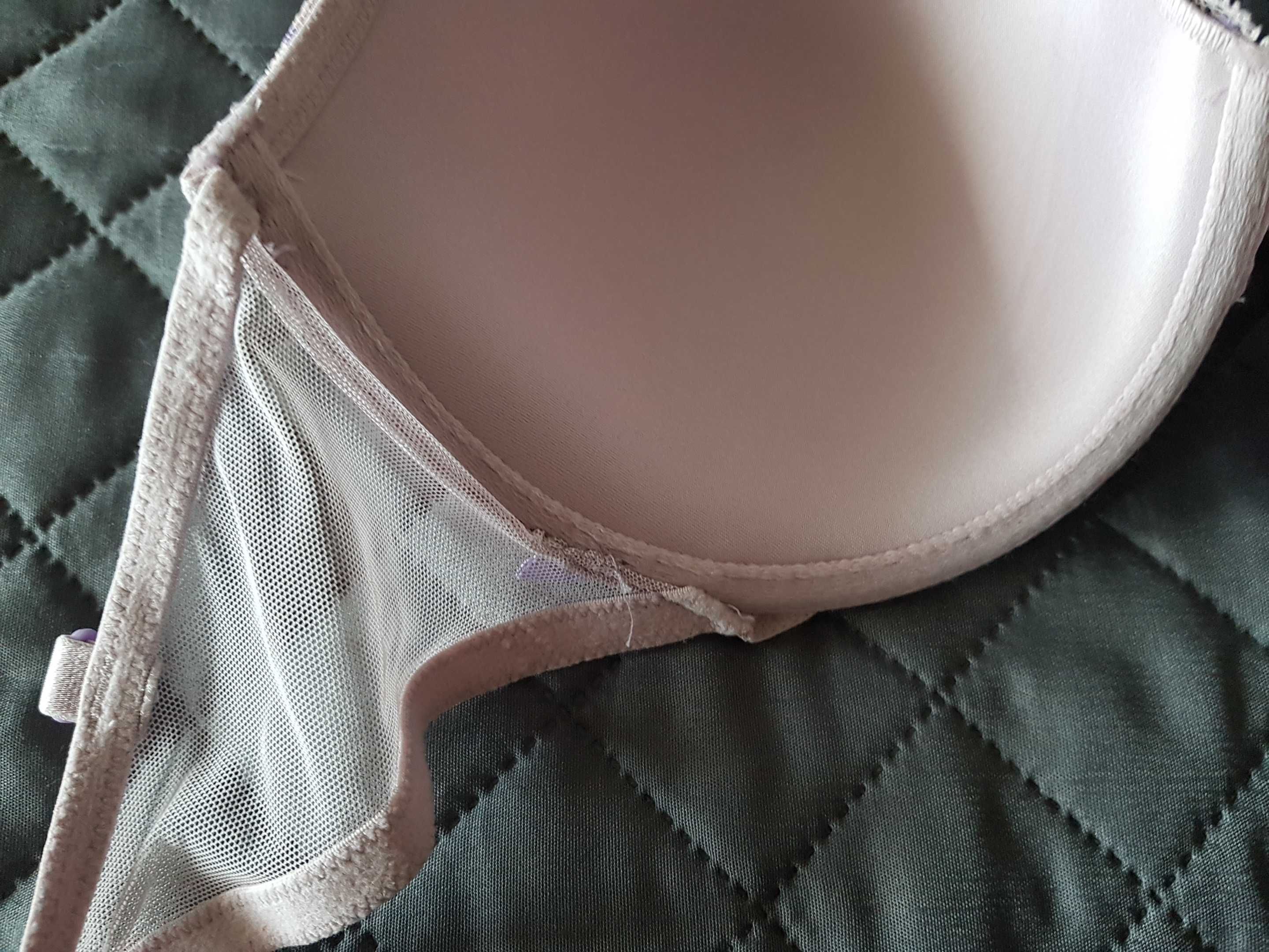 biustonosz stanik Victorias Secret 34DD 32DD