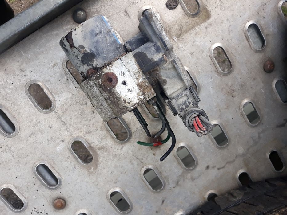 Opel Vivaro Trafic Primastar 01-14rok pompa abs