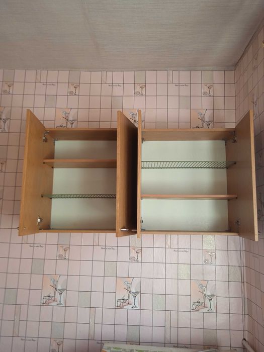 Кухонні шафи на стіну