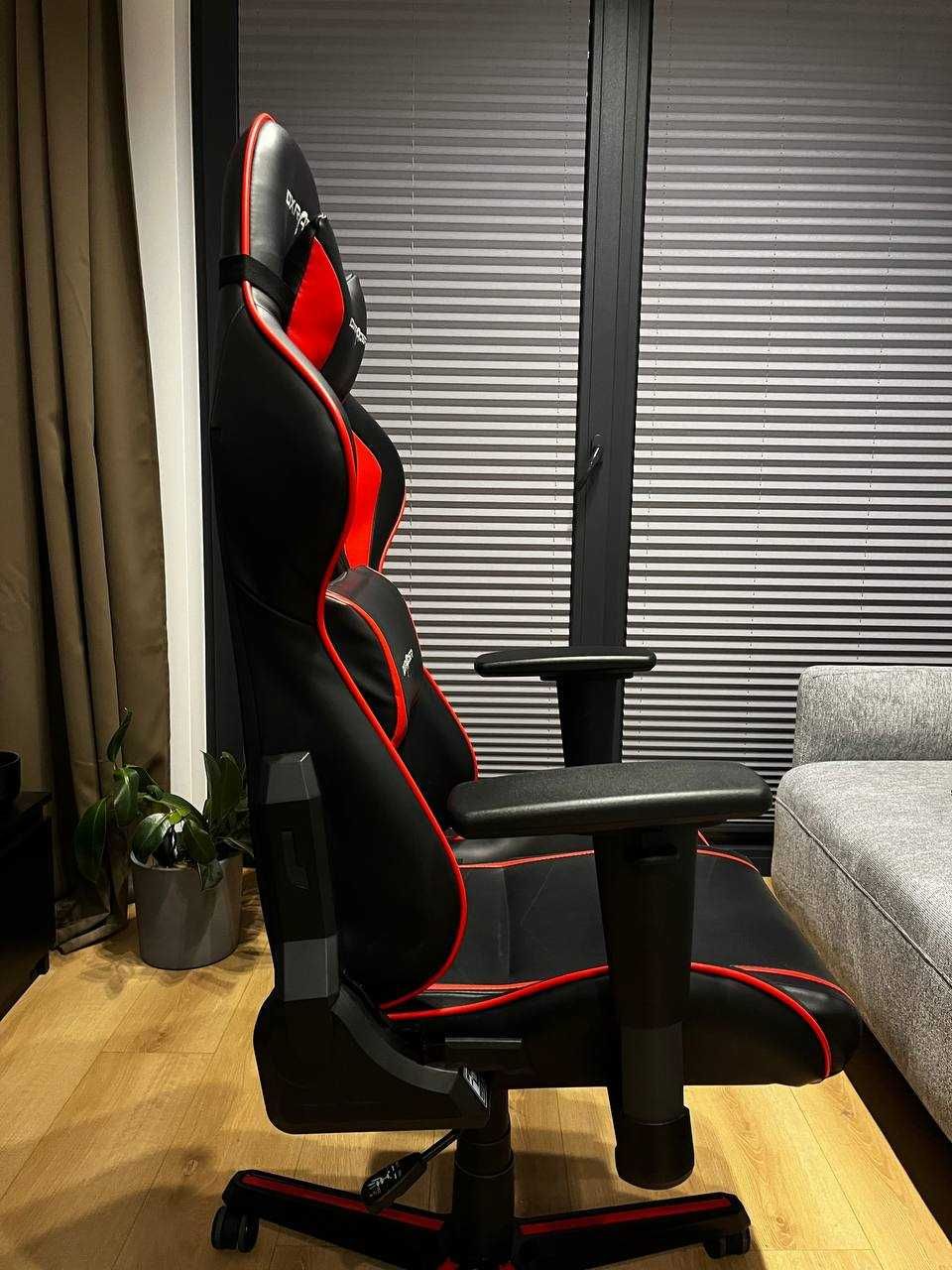 Krzesło gamingowe DXRacer FORMULA F08-NR