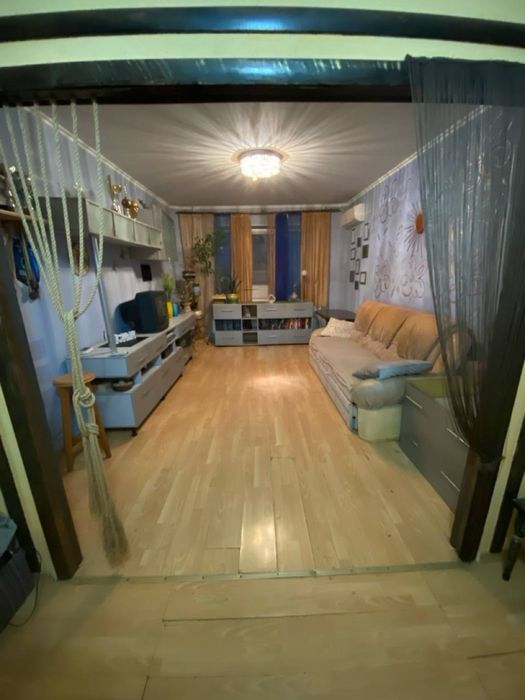 Оренда 3к.кв на вул. Заливна