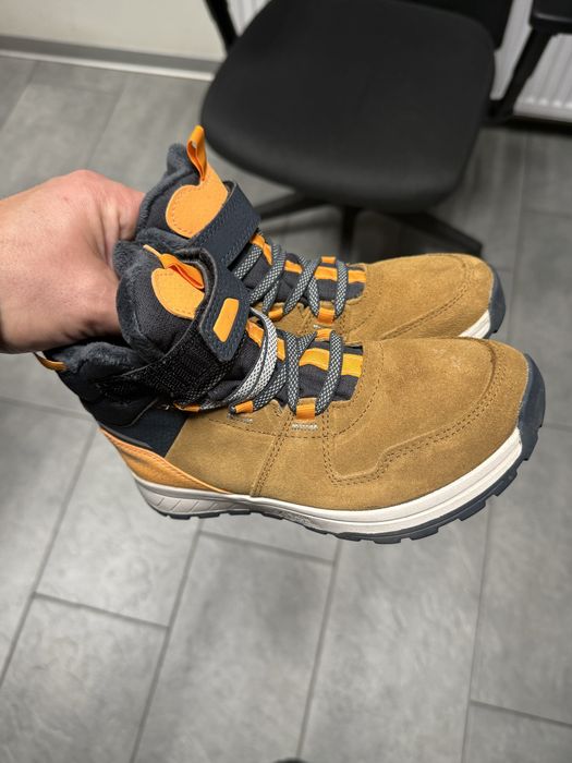 Buty zimowe turystyczne wodoodporne Quechua SH500 Warm