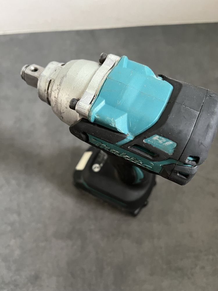 Безщітковий акум.гайковерт Makita DWT 285