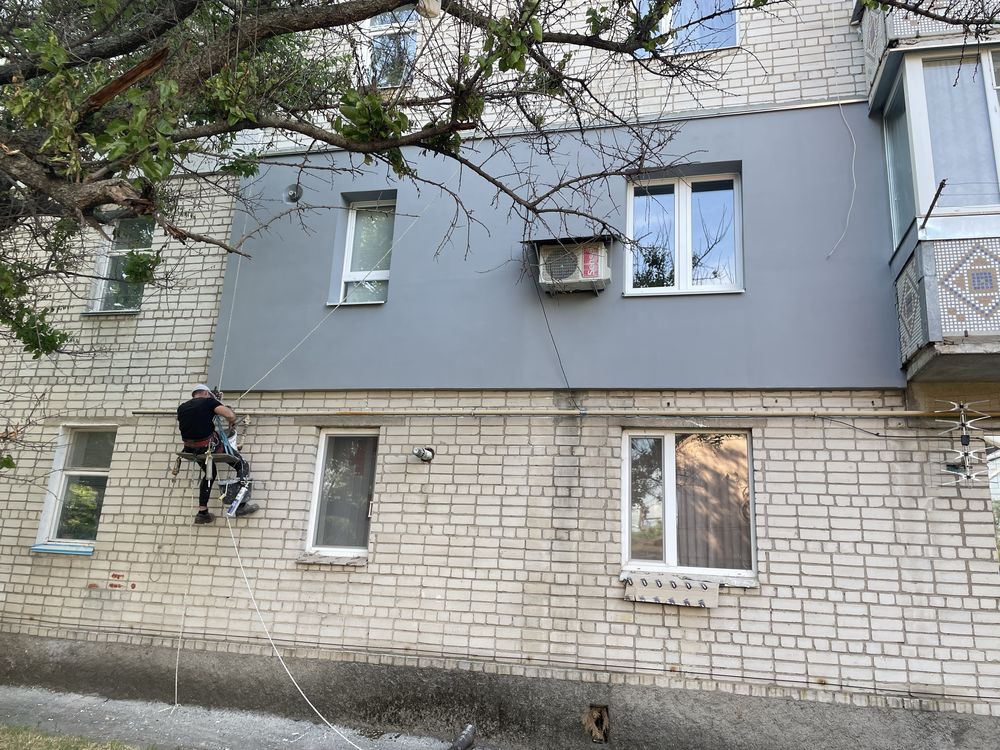 Утеплення приватних будинків, квартир, монтаж труб, покрівля балконів