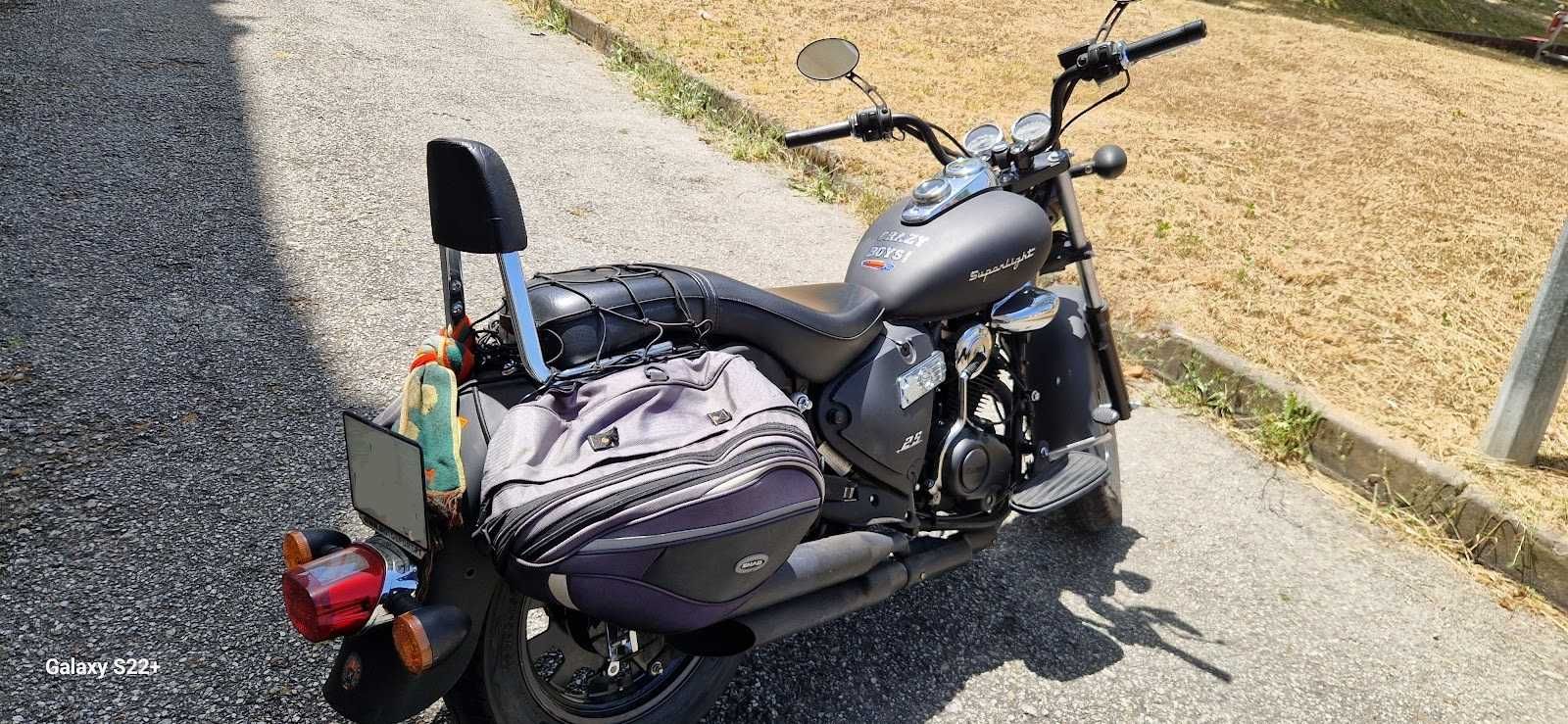 Vendo keeway superlight 125 ed