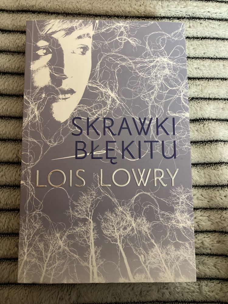 Lois lowry - skrawki błękitu