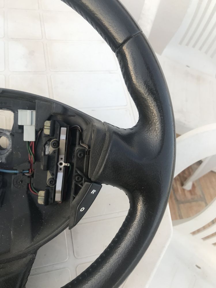 Volante em pele Renault Laguna II
