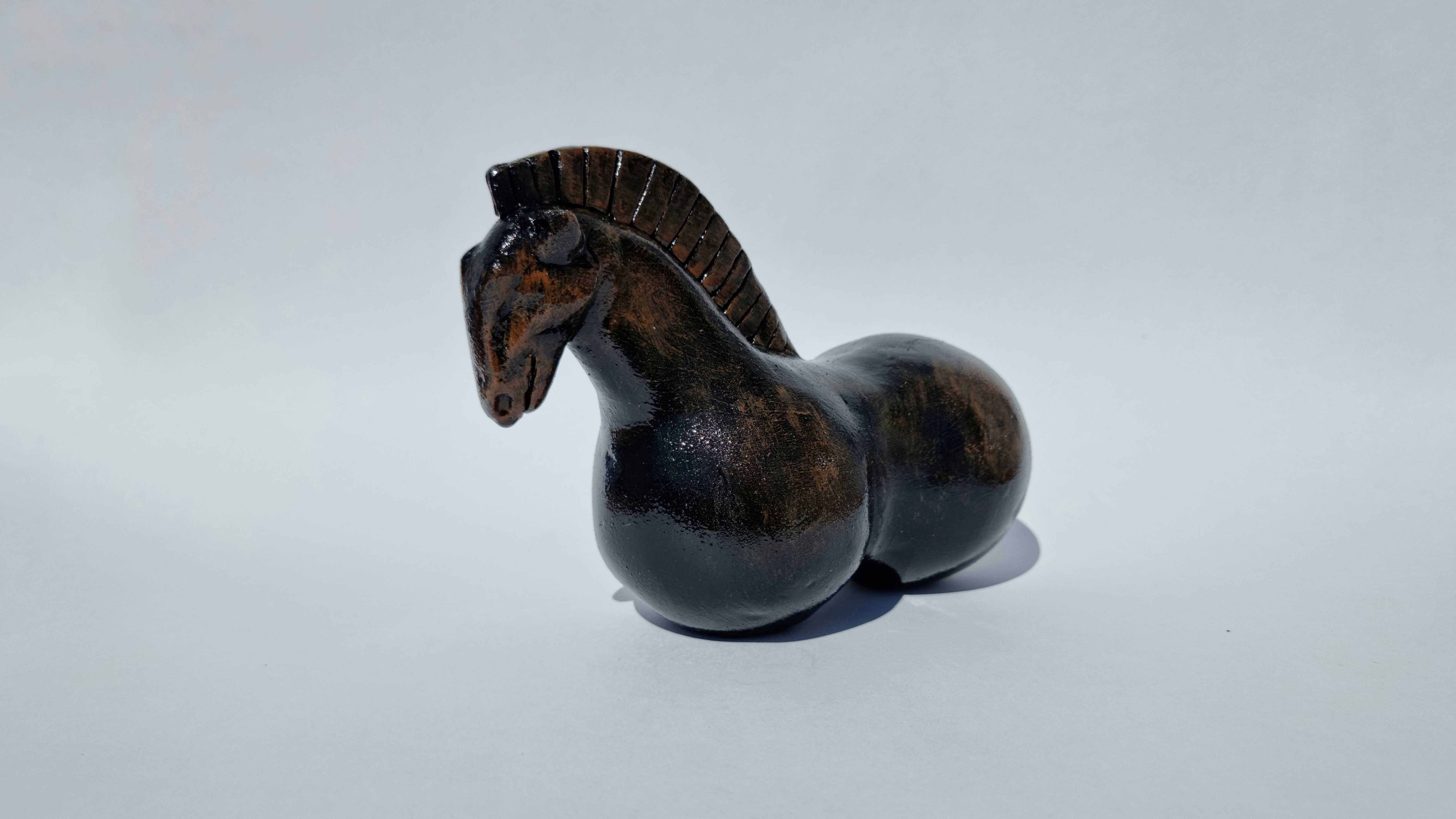 Escultura cavalo etrusca