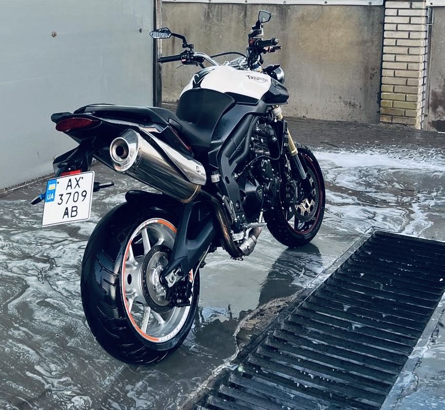 Triumph  tiger 1050 Тріум (Велика Британія)